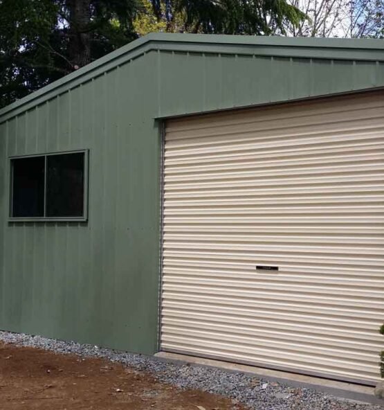 Double Garage 12 555x592