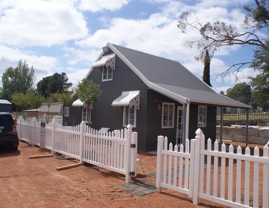 MinersCottage1 555x428